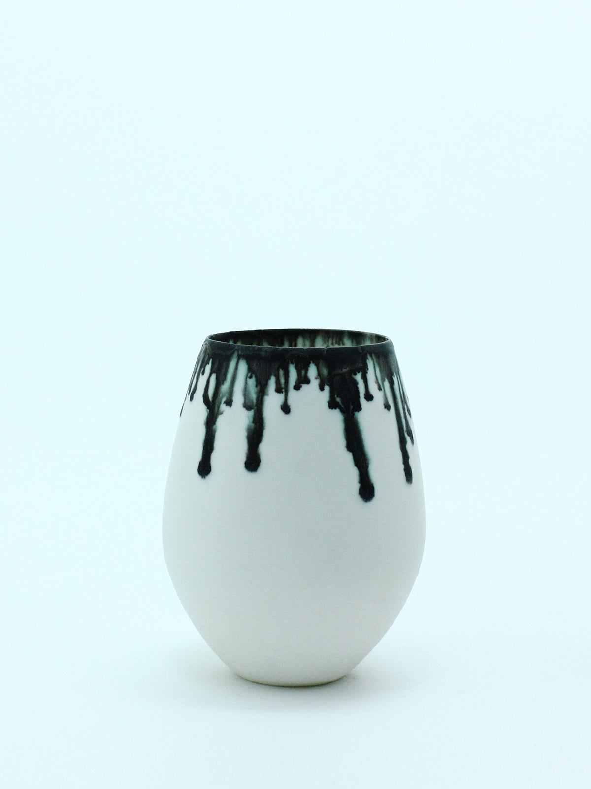 ミルク釉タマゴカップ 華器