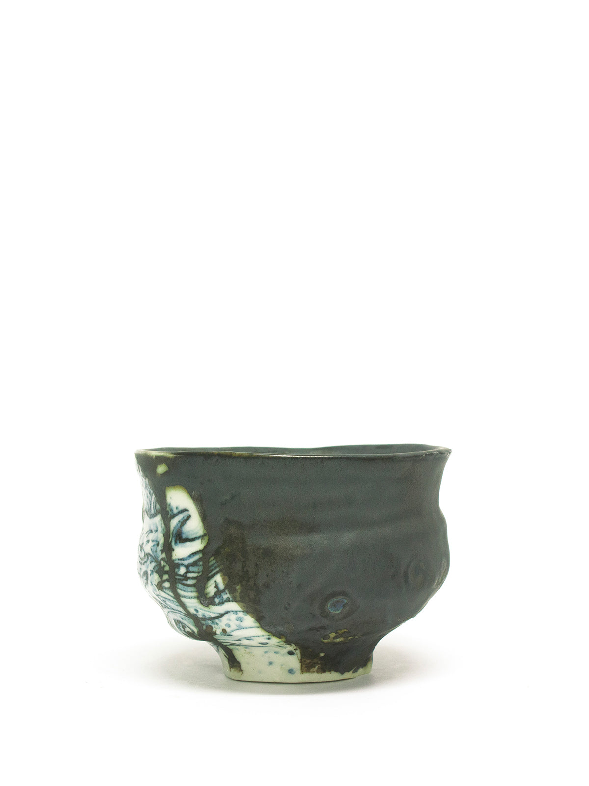 美漸龍黒織部瓷茶盌