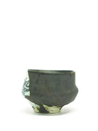 美漸龍黒織部瓷茶盌