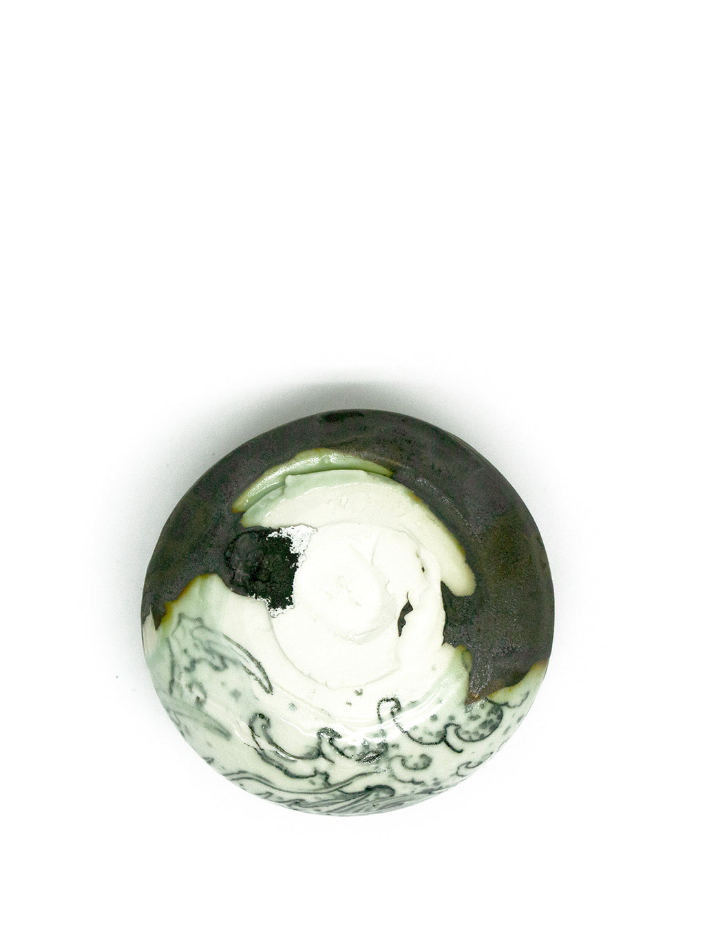 美漸龍黒織部瓷茶盌