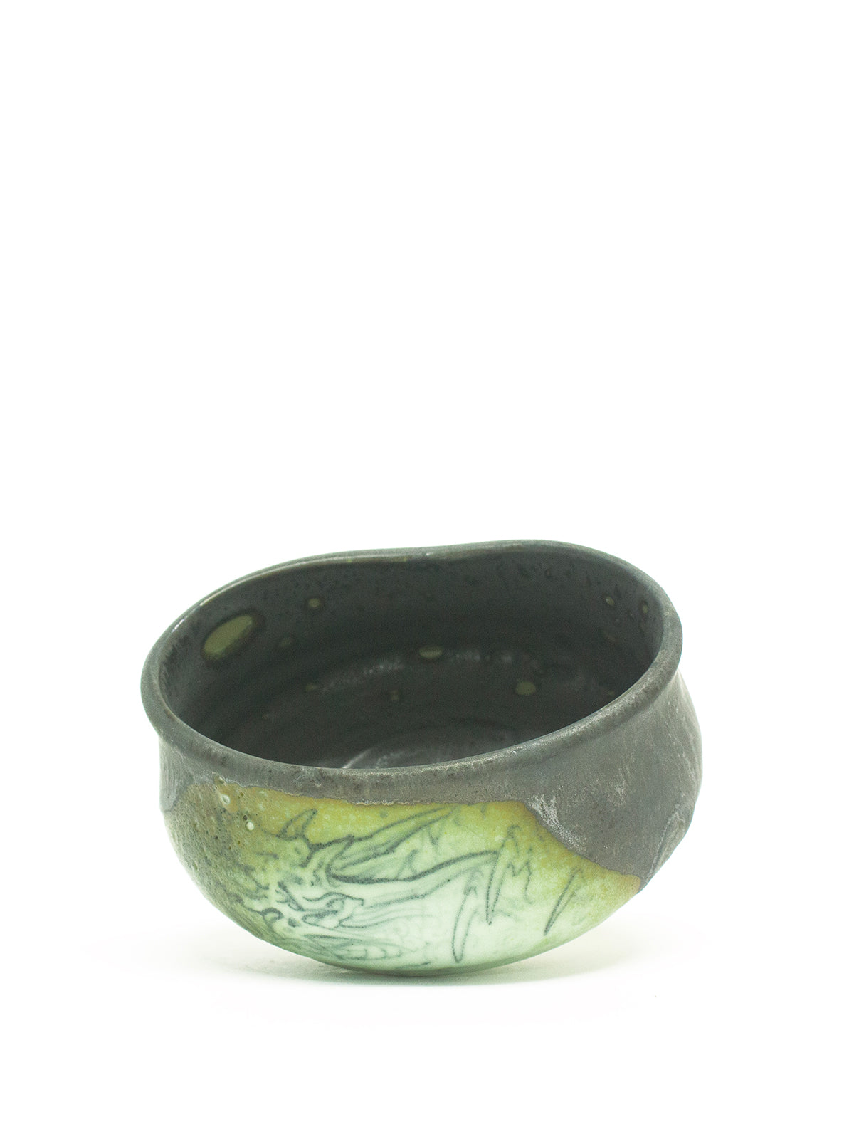 美漸龍黒織部瓷茶盌