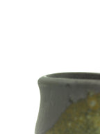 美漸龍黒織部瓷茶盌