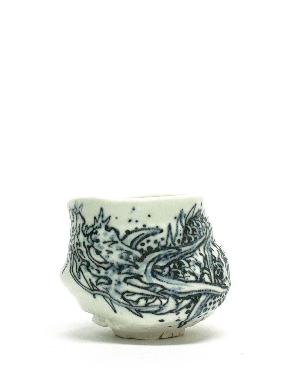 美漸龍水瓷茶盌