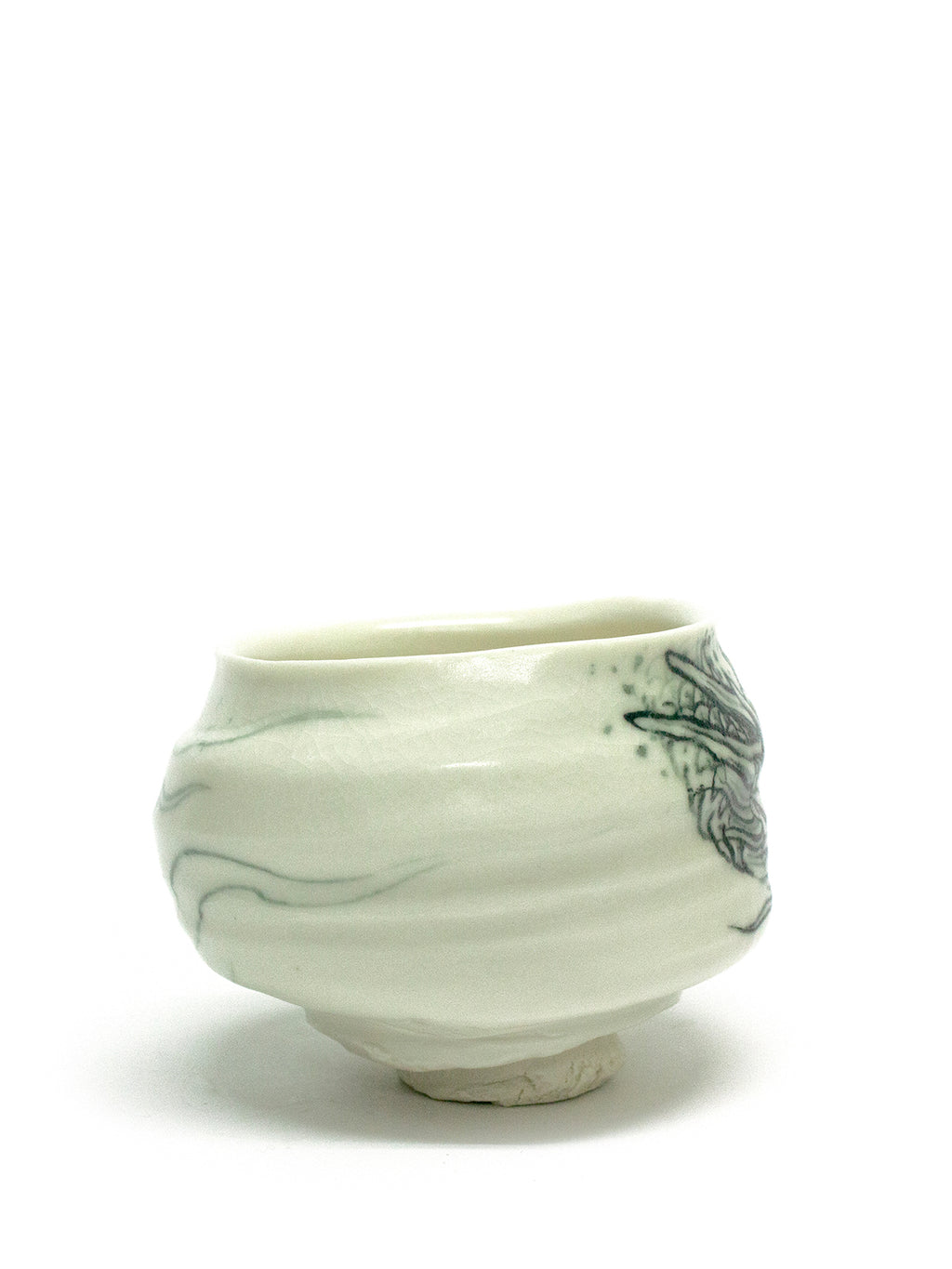 美漸龍水瓷茶盌