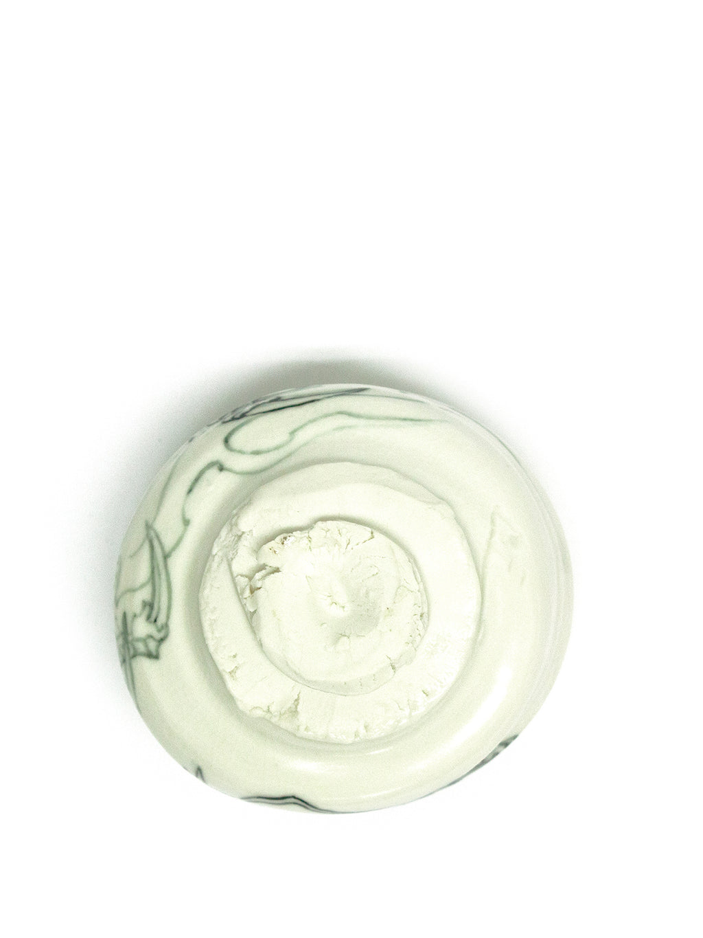 美漸龍水瓷茶盌