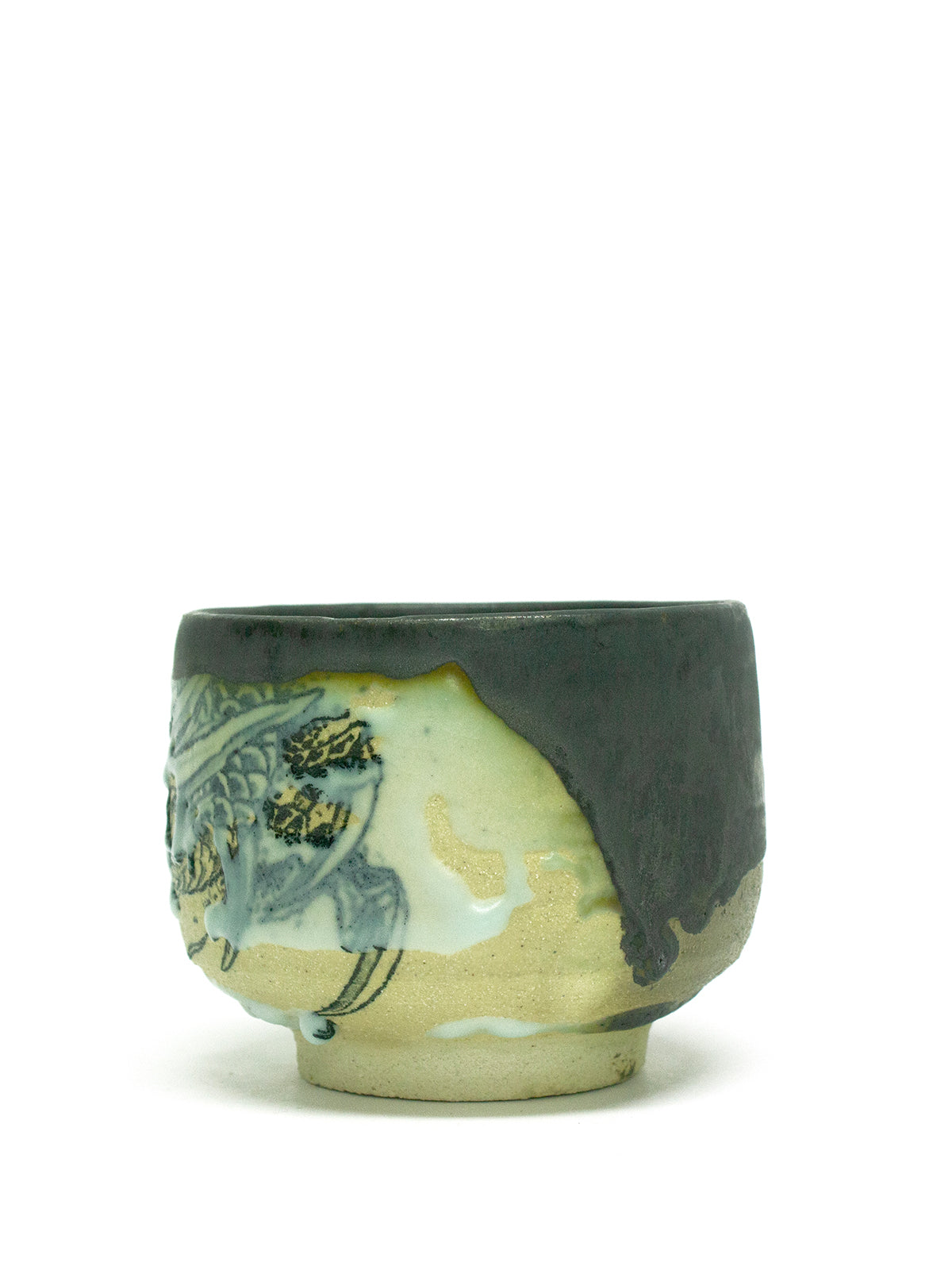 美漸龍黒織部瓷茶盌