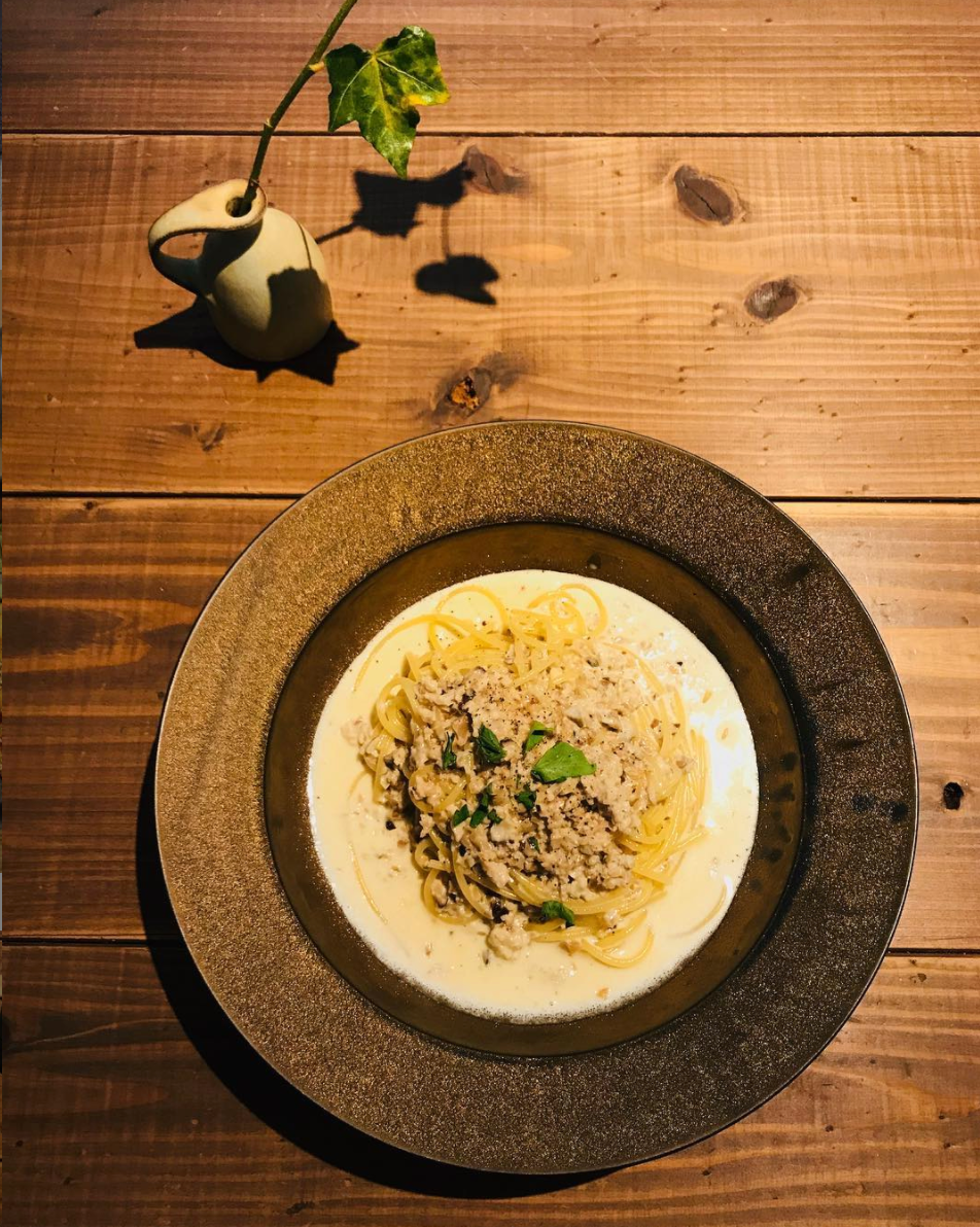 パスタ皿8寸 ブリンブリン